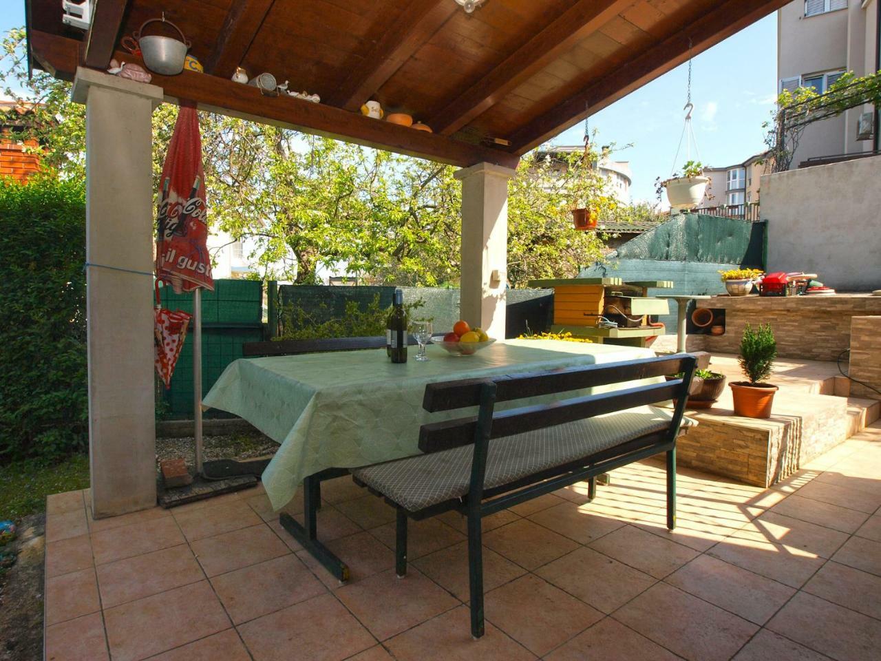 Apartment Nadia 1844 Pula Exterior photo